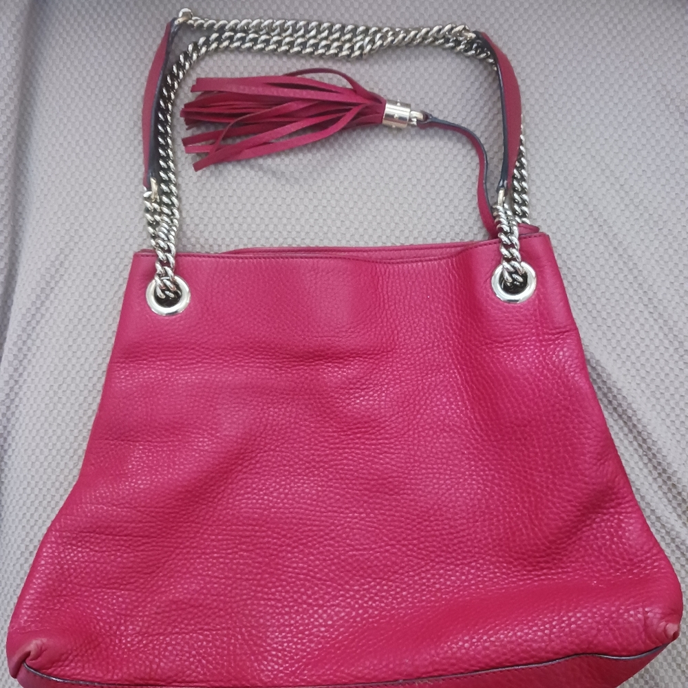 Authentic Gucci - Picture 2 of 9